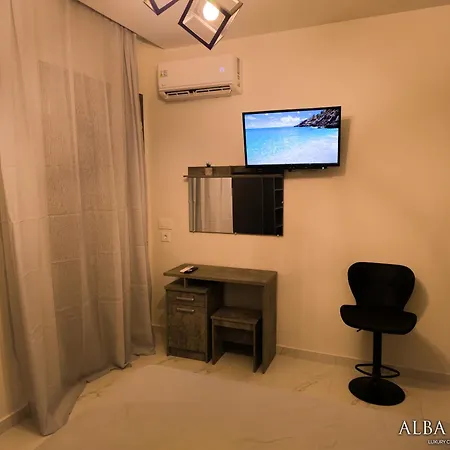 Apartament Alba Suavis *
